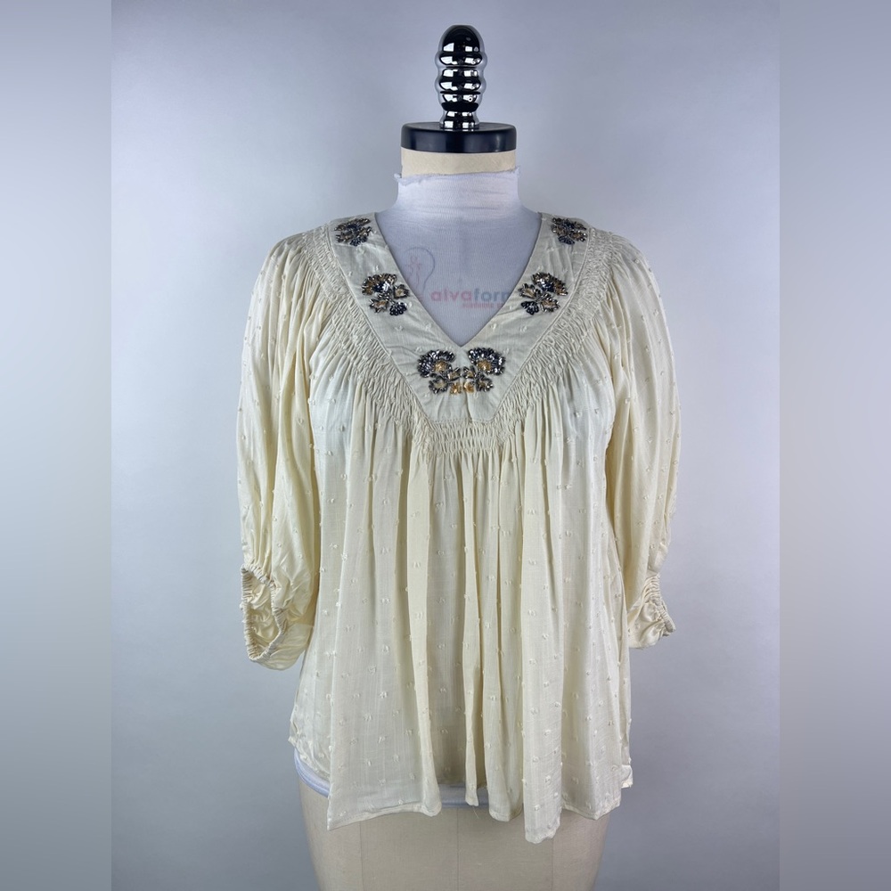 💚 3410. Embellished Swiss Dot Blouse